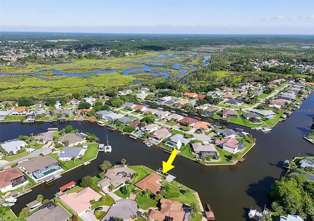 4th image of 10 Crow Ct, Palm Coast, FL 32137 | MLS# FC319042