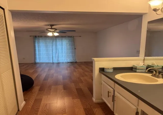 Photo 4 of Single family home for sale at 5523 Westview Dr, Orlando, FL 32810 | MLS# A4695967 | Listing updated on 2026-06-05