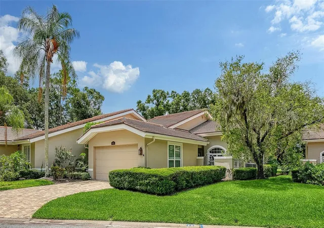 Photo 2 of Single family home for sale at 4004 Penshurst Park, Sarasota, FL 34235 | MLS# A4695985 | Listing updated on 2026-08-07