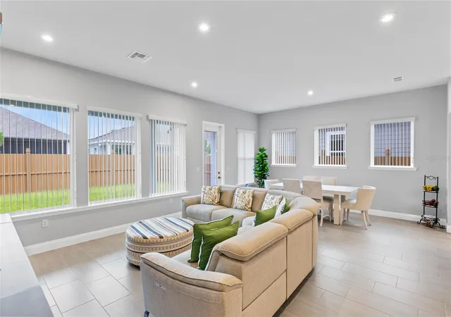 Photo 4 of Single family home for sale at 6526 Cir Rock Way, Saint Cloud, FL 34771 | MLS# O6413811 | Listing updated on 2026-10-17