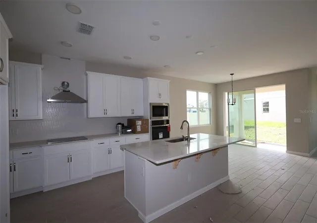 Photo 3 of Sale Pending at 6693 Yellow Warbler Bnd, Harmony, FL 34773 | MLS# O6413824 | Listing updated on 2026-08-20