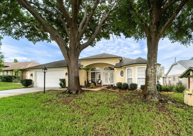 Homes for sale in Debary, FL | 107 Needlewood Loop, Debary, FL 32713 | MLS# V4949467