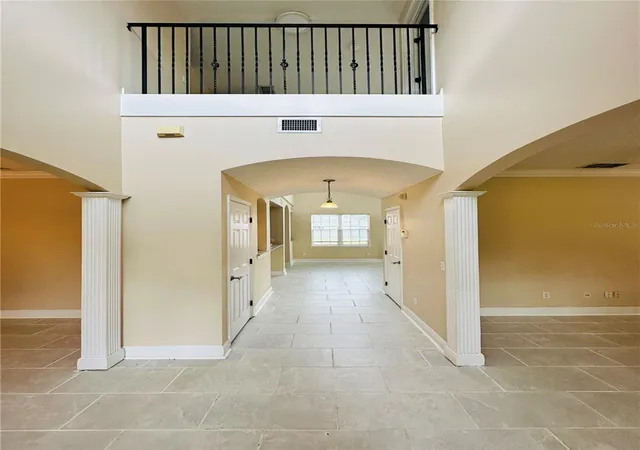 3rd image of 438 Palm Dr, Sanford, FL 32771 | MLS# O6413828