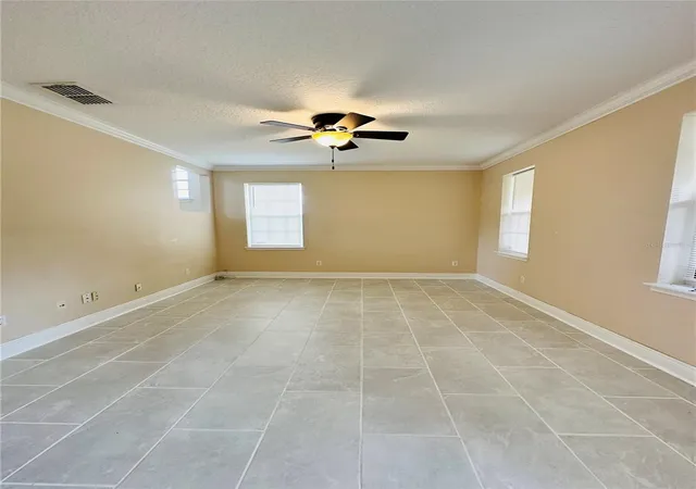 5th image of 438 Palm Dr, Sanford, FL 32771 | MLS# O6413828