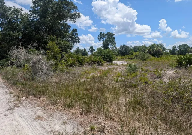 Photo 4 of Sale Pending at 2345 Diplomat Dr, Punta Gorda, FL 33983 | MLS# OM726019 | Listing updated on 2026-09-15