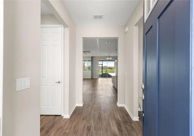 3rd image of 10458 Sw 98Th Pl Rd, Ocala, FL 34481 | MLS# OM726025
