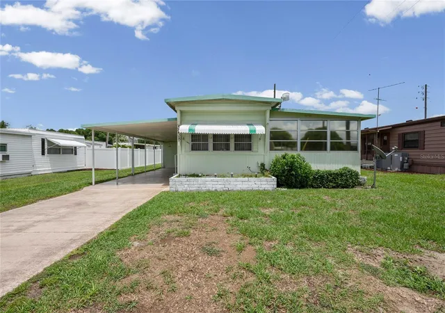 Homes for sale in Zephyrhills, FL | 5238 Betmar Dr, Zephyrhills, FL 33542 | MLS# TB8515737
