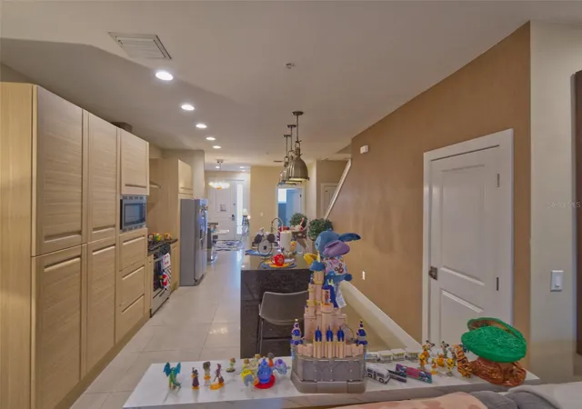Listing Photo 5 - Condo for sale in building located at 7671 Recife Dr, KISSIMMEE, FL 34747 - Unit #13-88