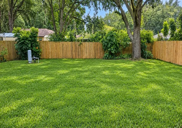Photo 2 of Single family home for sale at 44 Almond Rd, Ocala, FL 34472 | MLS# OM726027 | Listing updated on 2026-09-28