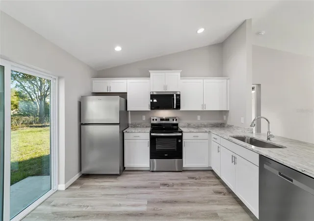 Photo 4 of Single family home for sale at 44 Almond Rd, Ocala, FL 34472 | MLS# OM726027 | Listing updated on 2026-09-28