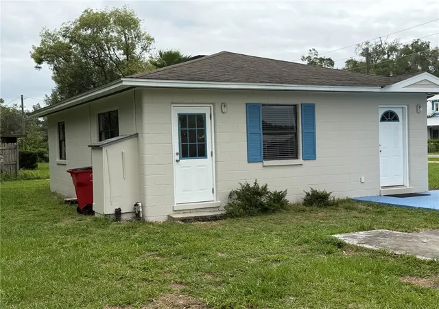 Photo 3 of Single family home for sale at 2301 E Warm Springs Ave, Coleman, FL 33521 | MLS# G5113333 | Listing updated on 2026-10-07