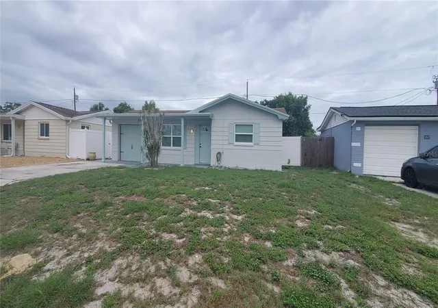 Photo 1 of Single family home for sale at 3611 Sheryl Hl Dr, Holiday, FL 34691 | MLS# W7886412 | Listing updated on 2026-08-21
