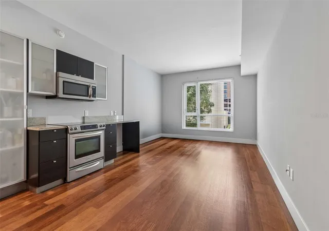 3rd image of 111 N 12Th St #1323A, Tampa, FL 33602 | MLS# TB8515748