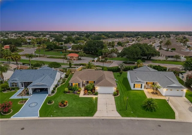 1st image of 1575 Hollyberry Pl, Lady Lake, FL 32162 | MLS# G5113335