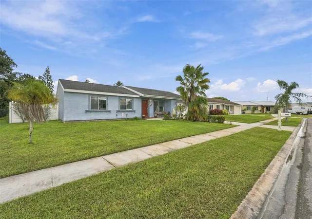Photo 3 of Single family home for sale at 5302 Trekell St, North Port, FL 34287 | MLS# A4695999 | Listing updated on 2026-10-03