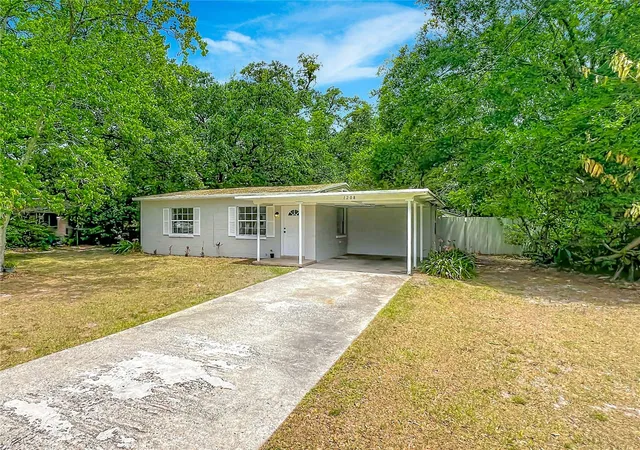 Homes for sale in Sanford, FL | 1208 Randolph St, Sanford, FL 32771 | MLS# V4949469