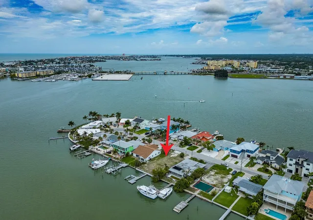 14th image of 813 Bay Point Dr, Madeira Beach, FL 33708 | MLS# TB8515754