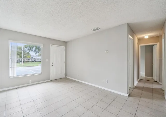 Photo 2 of Townhouse for sale at 2 Lake Villa Way, Kissimmee, FL 34743 | MLS# O6413875 | Listing updated on 2026-09-19