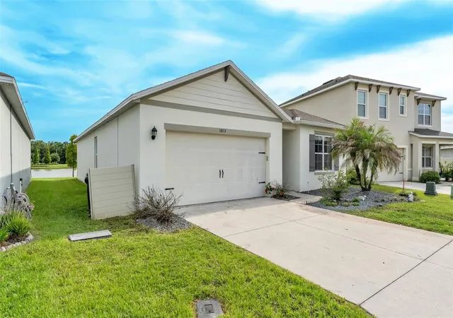 Homes for sale in Lakeland, FL | 5853 Arlington River Dr, Lakeland, FL 33811 | MLS# C7526953