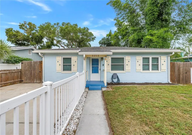 Homes for sale in Gulfport, FL | 5213 Tangerine Ave S, Gulfport, FL 33707 | MLS# TB8515780