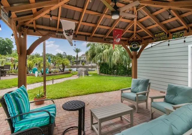 Photo 4 of Manufactured home for sale at 6820 Amanda Vista Cir, Land O Lakes, FL 34637 | MLS# TB8515783 | Listing updated on 2026-08-11