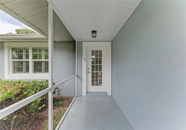 Photo 3 of Single family home for sale at 4400 Zenith Rd, Venice, FL 34293 | MLS# N6144602 | Listing updated on 2026-10-03