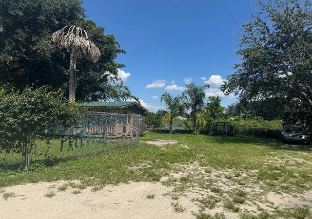 5th image of 812 Us Hwy 17 92 S, Davenport, FL 33837 | MLS# O6413911