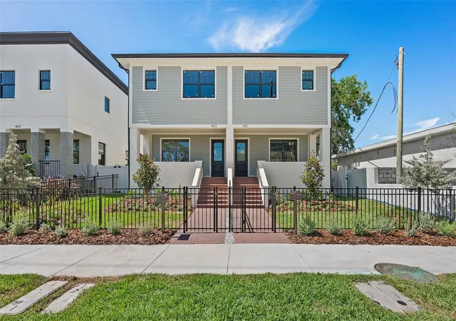 Photo 1 of Townhouse for sale at 423 11th Avenue S, St Petersburg, FL 33701 | MLS# TB8515797 | Listing updated on 2026-09-26