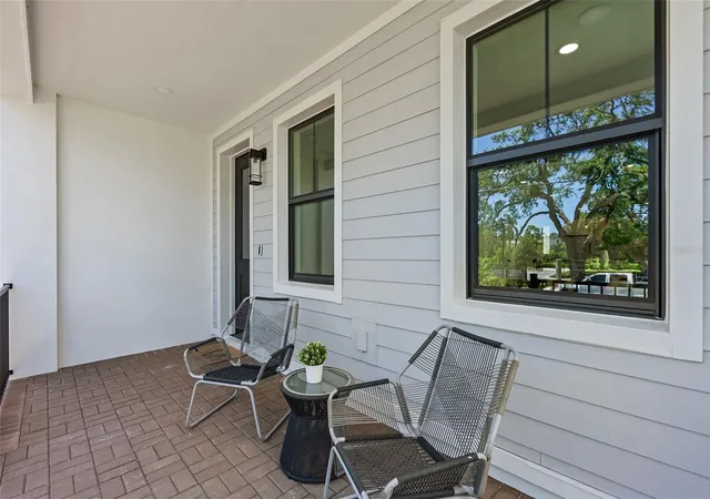 Photo 1 of Townhouse for sale at 423 11th Avenue S, St Petersburg, FL 33701 | MLS# TB8515797 | Listing updated on 2026-09-26