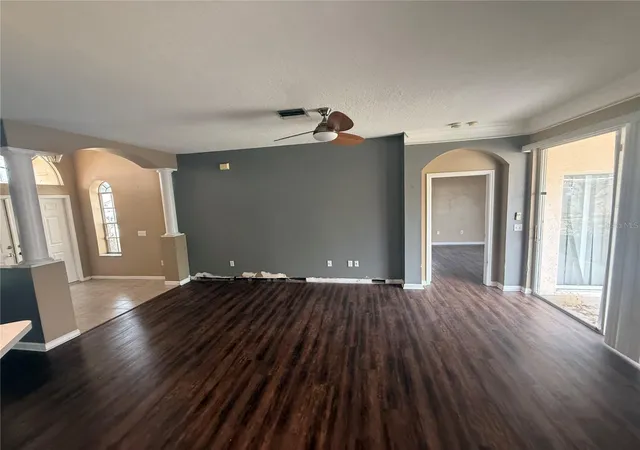 2nd image of 1310 Brentwood Hills Blvd, Brandon, FL 33511 | MLS# TB8515801