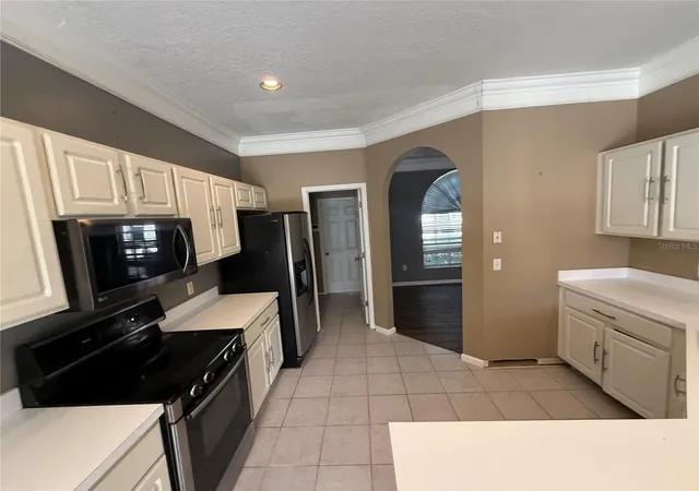 3rd image of 1310 Brentwood Hills Blvd, Brandon, FL 33511 | MLS# TB8515801