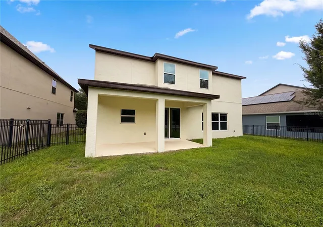 Homes for sale in Winter Springs, FL | 811 Maple Leaf Loop, Winter Springs, FL 32708 | MLS# O6413927