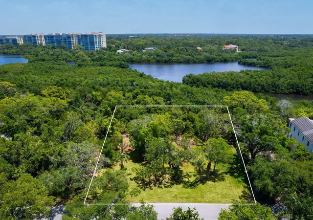 1st image of 216 Osprey Point Dr, Osprey, FL 34229 | MLS# A4696023