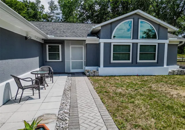 Photo 3 of Single family home for sale at 12090 Venice Dr, Spring Hill, FL 34609 | MLS# TB8515815 | Listing updated on 2026-08-26