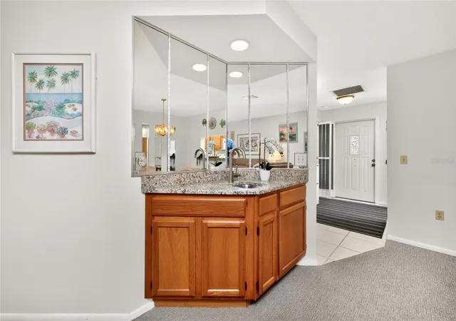 5th image of 118 Pine Holw Dr, ENGLEWOOD, FL 34223
