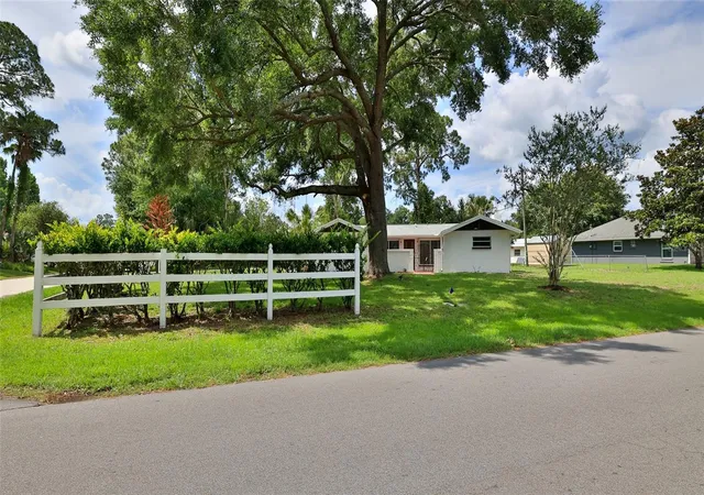 Homes for sale in Edgewater, FL | 2212 Woodland Dr, Edgewater, FL 32141 | MLS# NS1088427