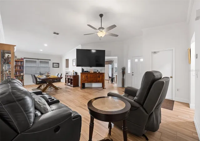 Photo 1 of Single family home for sale at 1957 Prairie Dunes Cir N, Lakeland, FL 33810 | MLS# L4962472 | Listing updated on 2026-07-25