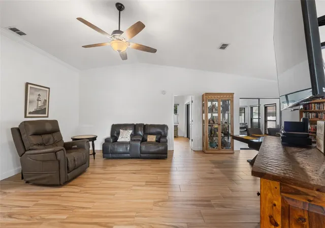 Photo 2 of Single family home for sale at 1957 Prairie Dunes Cir N, Lakeland, FL 33810 | MLS# L4962472 | Listing updated on 2026-07-25