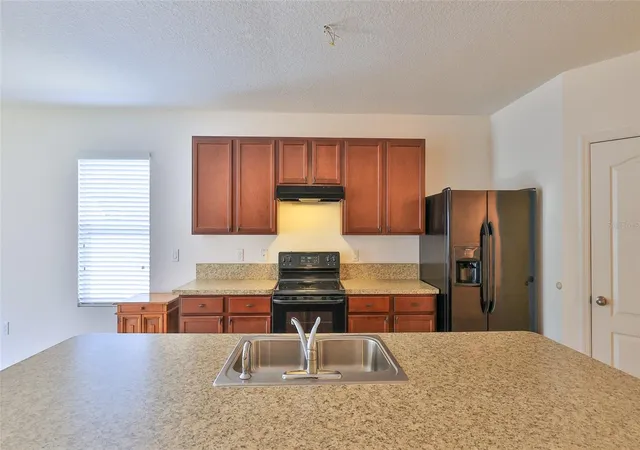 Homes for sale in Edgewater, FL | 346 Admiralty Ct, Edgewater, FL 32141 | MLS# O6413963