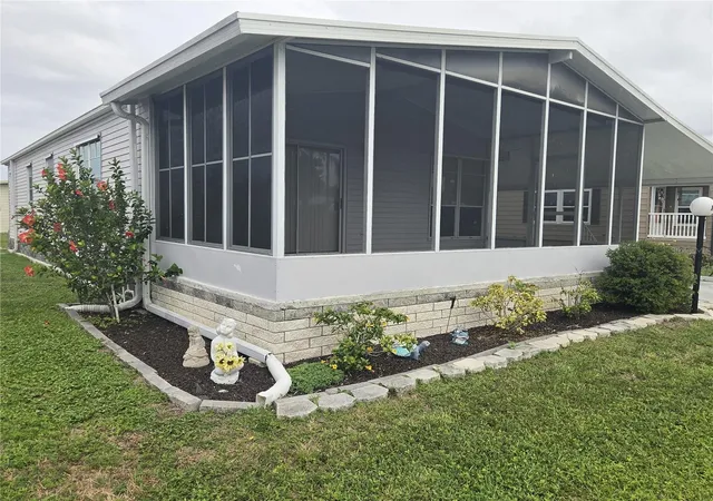 Photo 1 of Manufactured home for sale at 5707 45th Street E #120, Bradenton, FL 34203 | MLS# A4696036 | Listing updated on 2026-06-12