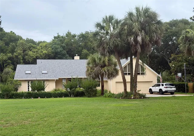 Photo 4 of Single family home for sale at 11035 Schooner Way, Windermere, FL 34786 | MLS# O6413965 | Listing updated on 2026-06-05