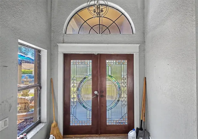 3rd image of 3749 Embassy Cir, Palm Harbor, FL 34685 | MLS# TB8515844