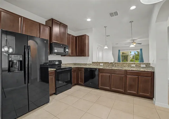Photo 3 of Townhouse for sale at 10942 Verawood Dr, Riverview, FL 33579 | MLS# TB8515857 | Listing updated on 2026-09-07