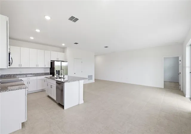 Photo 3 of Single family home for sale at 218 Tarpon Bay Blvd, Haines City, FL 33844 | MLS# O6413999 | Listing updated on 2026-10-06