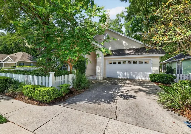 Homes for sale in Gainesville, FL | 10370 Sw 51st Ln, Gainesville, FL 32608 | MLS# G5113347