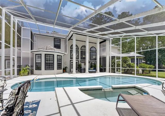 Photo 4 of Single family home for sale at 7815 NW 20th Lane, Gainesville, FL 32605 | MLS# OM726054 | Listing updated on 2026-09-02