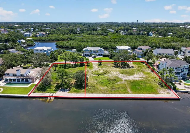 Photo 4 of Land for sale at 621 N Mayo St, Crystal Beach, FL 34681 | MLS# TB8515876 | Listing updated on 2026-08-27