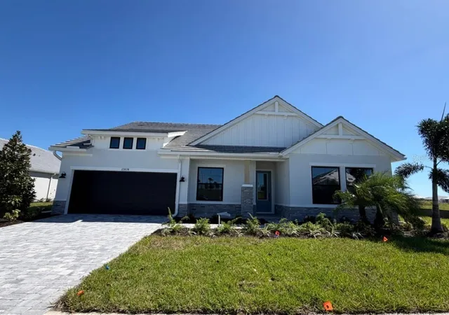Single family home for sale at 17676 Foxtail Loop, VENICE, FL 34293 | MLS# TB8515887