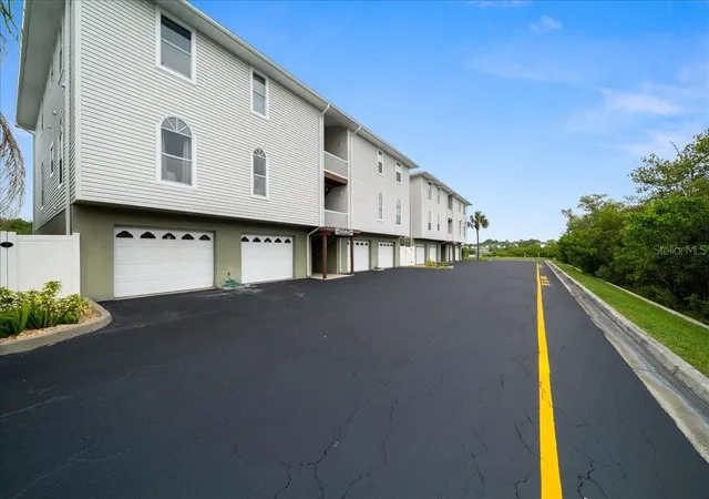 2nd image of 19829 Gulf Blvd, INDIAN SHORES, FL 33785