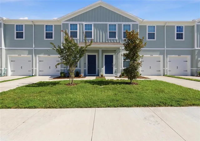Photo 3 of Townhouse for sale at 12034 Grizzly Ln, New Port Richey, FL 34654 | MLS# TB8515909 | Listing updated on 2026-08-22